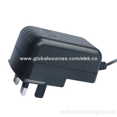 Switching Power Supply with 90 to 264V AC Input Voltages and 18W Output Power